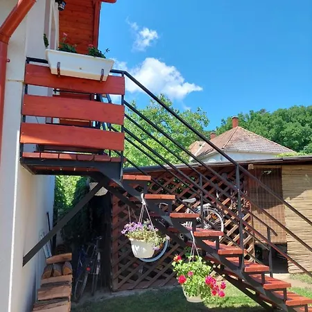 Kossuth Lajos Utca 73 Apartman Nabuka Tihany Exterior photo